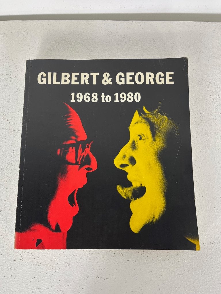 Boek over de kunstenaars Gilbert and George 1968-1980, Boeken, Kunst en Cultuur | Fotografie en Design, Gelezen, Overige onderwerpen