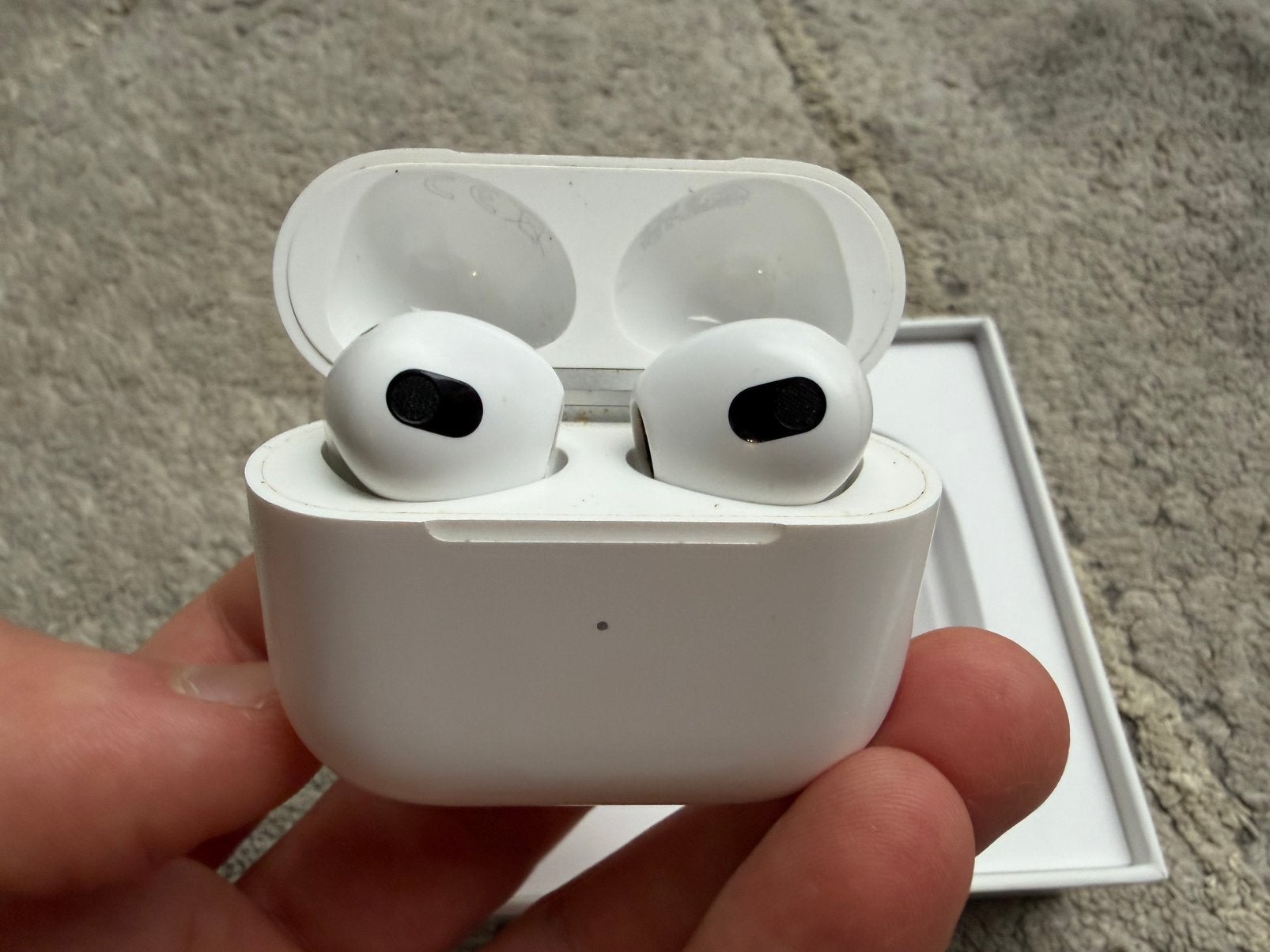 Apple AirPods 3 (3e gen), Telecommunicatie, Mobiele telefoons | Oordopjes, Ophalen of Verzenden, Gebruikt, Wit, Apple