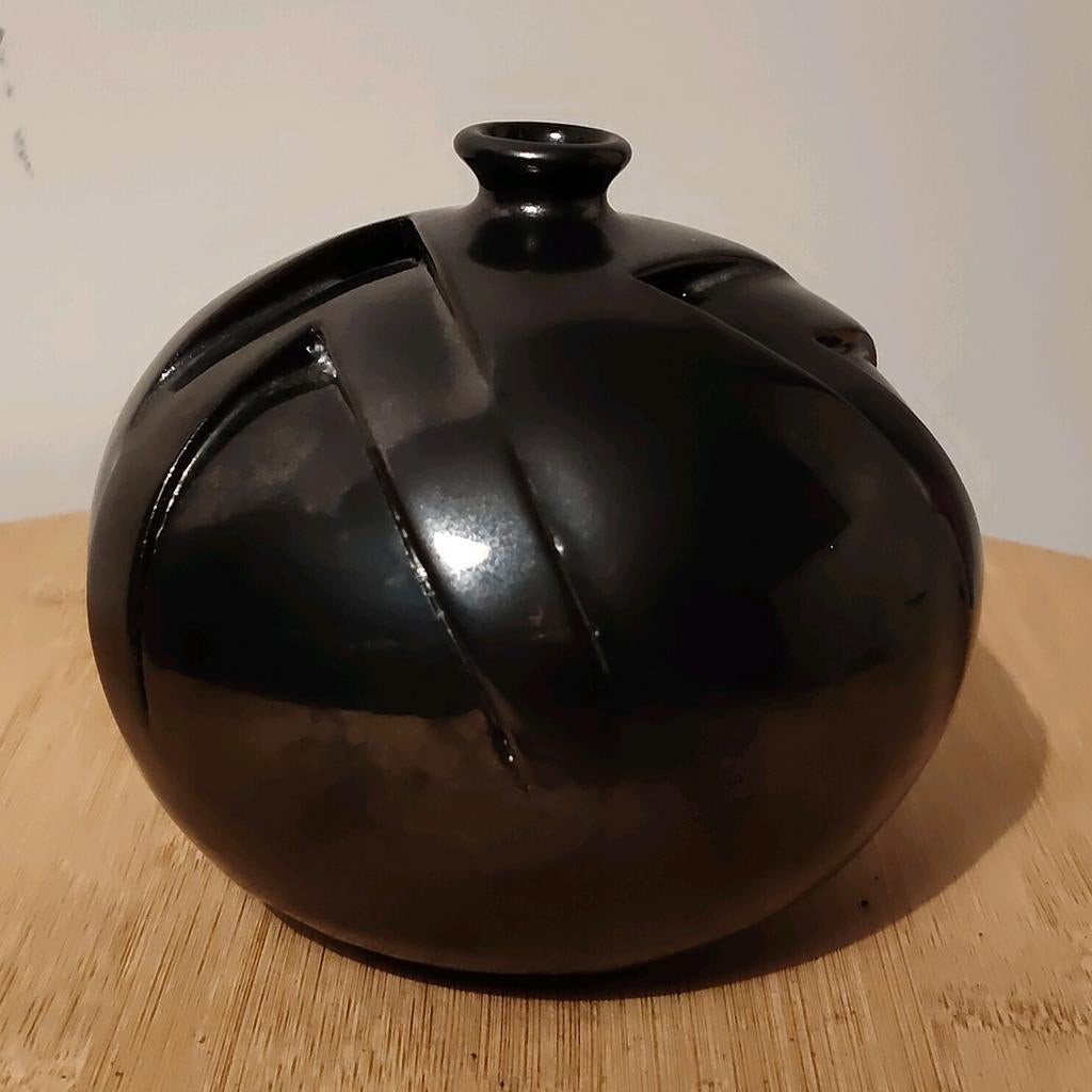 Zwart Art-Deco achtig vaasje., Ophalen of Verzenden, Zwart, Glas, Minder dan 50 cm