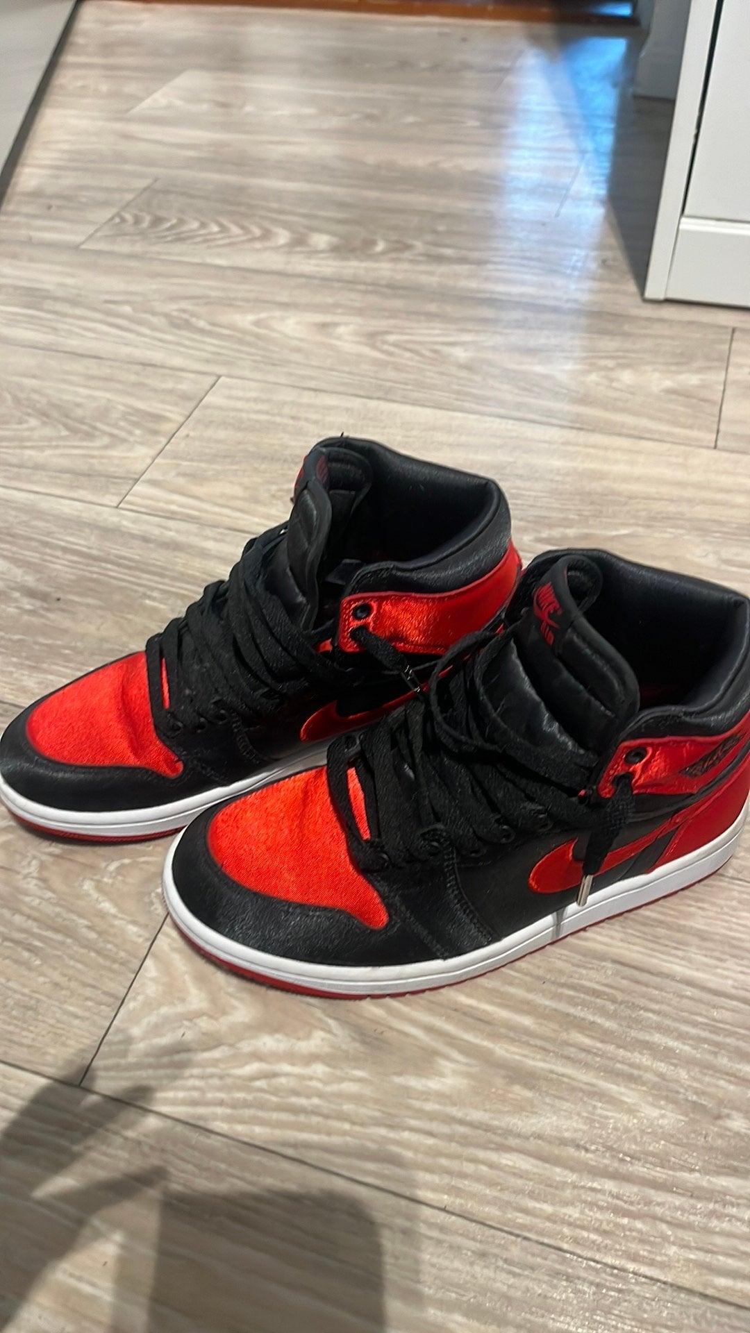 Nike Air Jordan 1 Retro High OG “Satin Bred” Maat 38, Ophalen of Verzenden, Nieuw