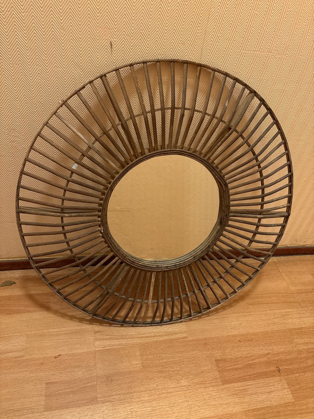 Vintage rotan spiegel - Rond design, Huis en Inrichting, Woonaccessoires | Spiegels, Ophalen, Gebruikt, Rond, 50 tot 75 cm