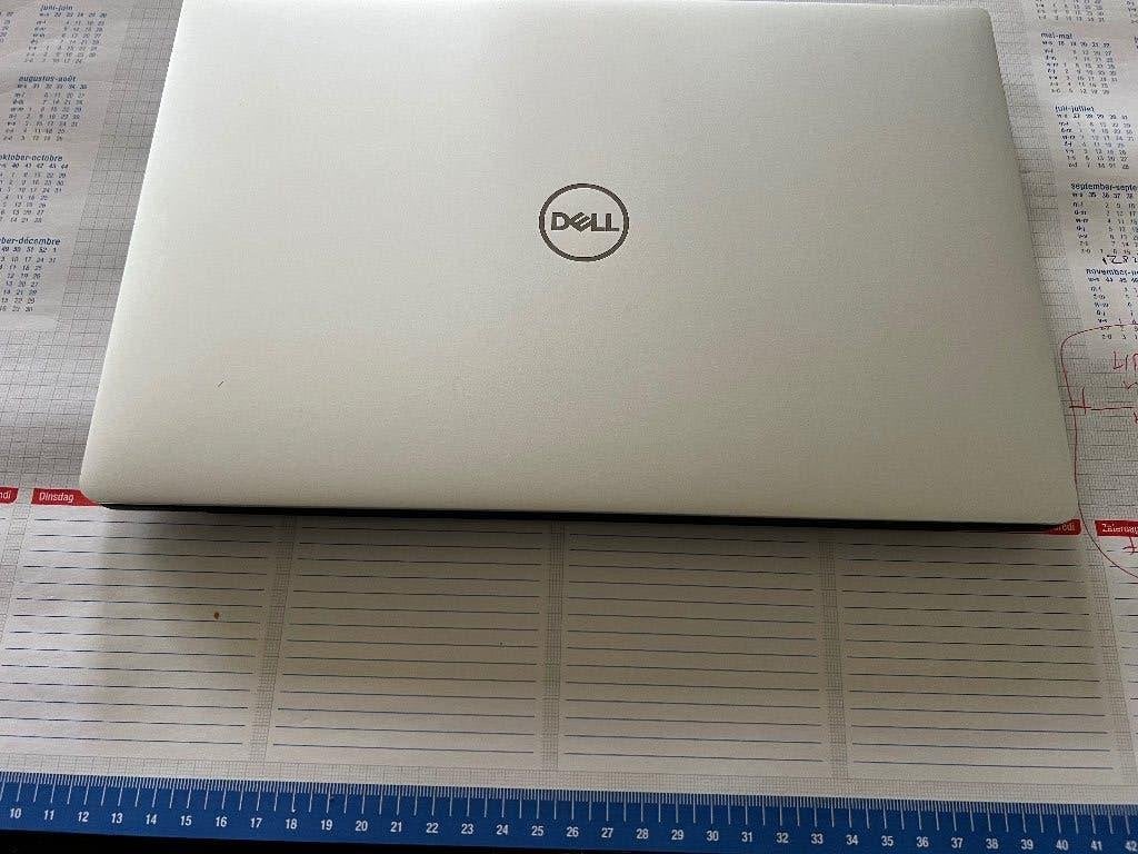 Dell XPS 9370, 256 GB, Met videokaart, 2 tot 3 Ghz, Qwerty