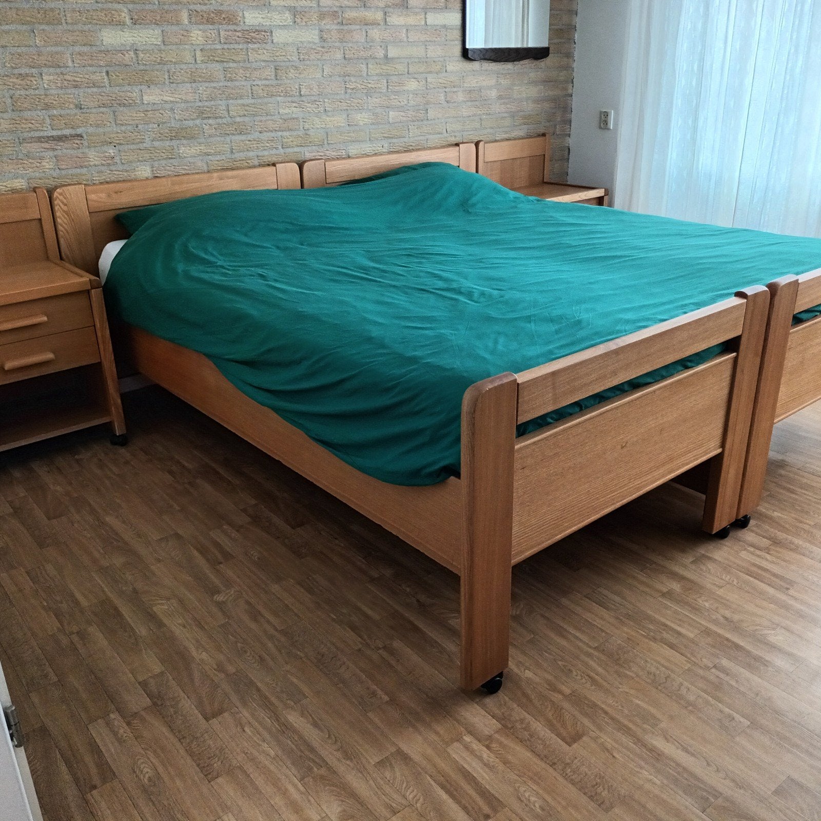 2 persoonsbed met nachtkastjes, Huis en Inrichting, Slaapkamer | Bedden, Ophalen, Gebruikt, Tweepersoons, 180 cm