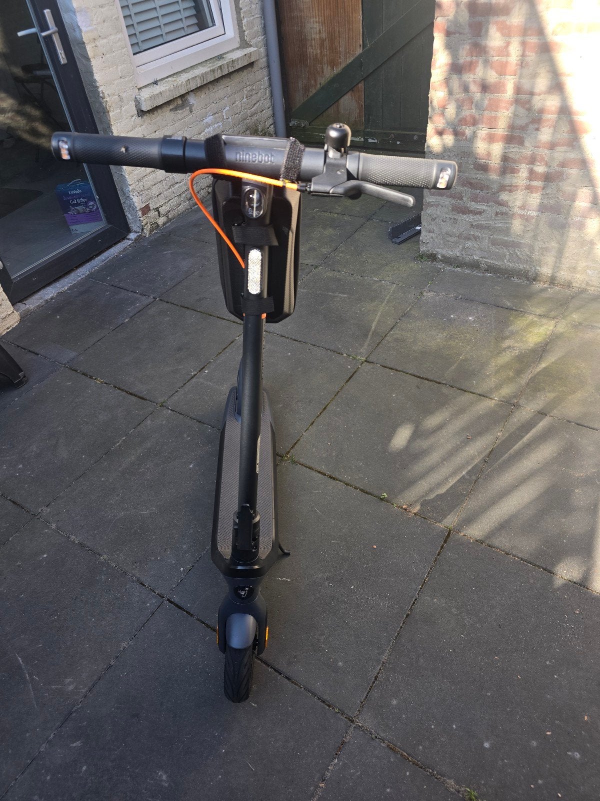 Ninebot E2 Pro elektrische step met handige tas, Fietsen en Brommers, Steps, Ophalen of Verzenden, Zo goed als nieuw, Elektrische step (E-scooter)