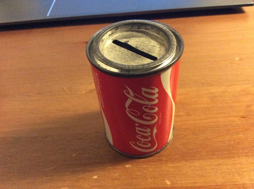 Coca Cola spaarpot Blikje. 8 cm hoog, Ophalen of Verzenden, Gebruikt, Metaal of Blik, Overige thema's