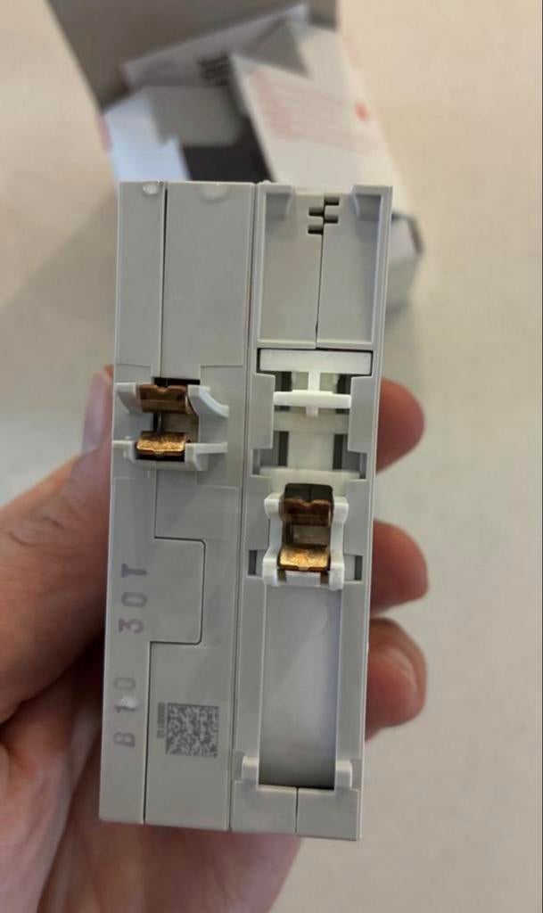 ABB-Aardlekautomaat 2CCL562110E0105, Ophalen of Verzenden, Nieuw, Schakelaar