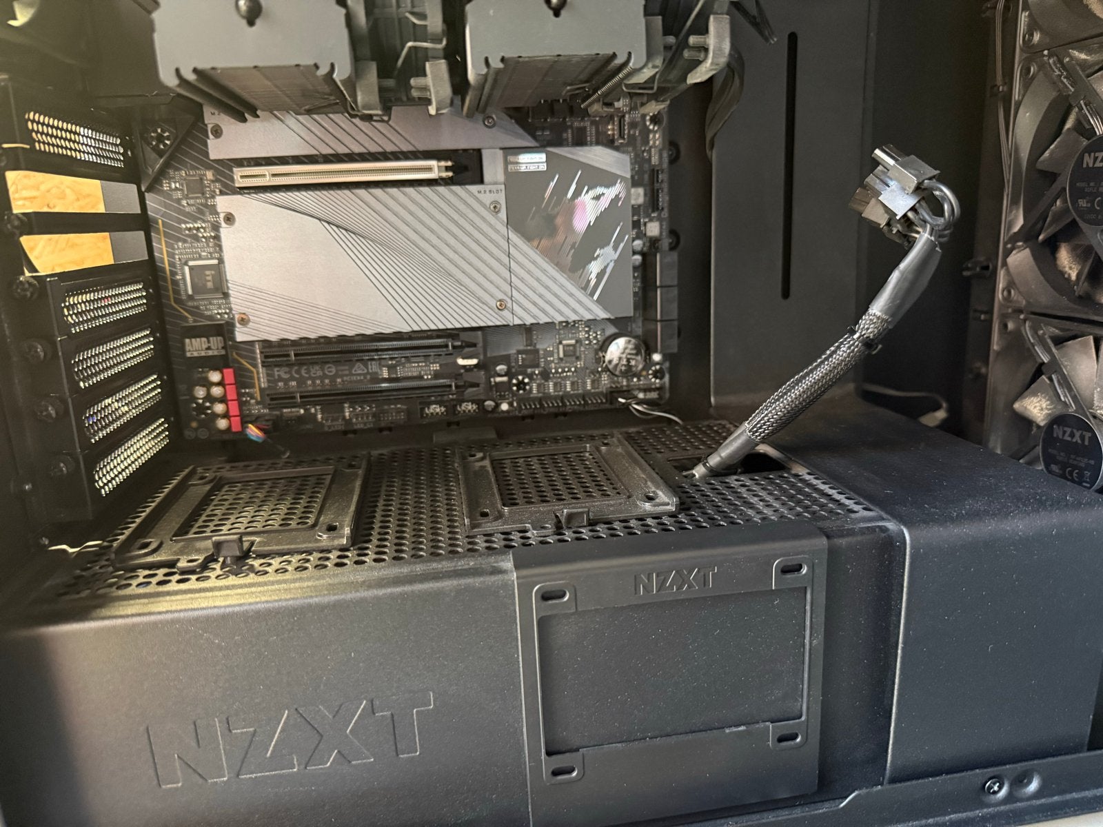 Gaming PC (zonder videokaart, RAM, opslag), Ophalen, Gebruikt, Minder dan 4 GB, Intel Core i9