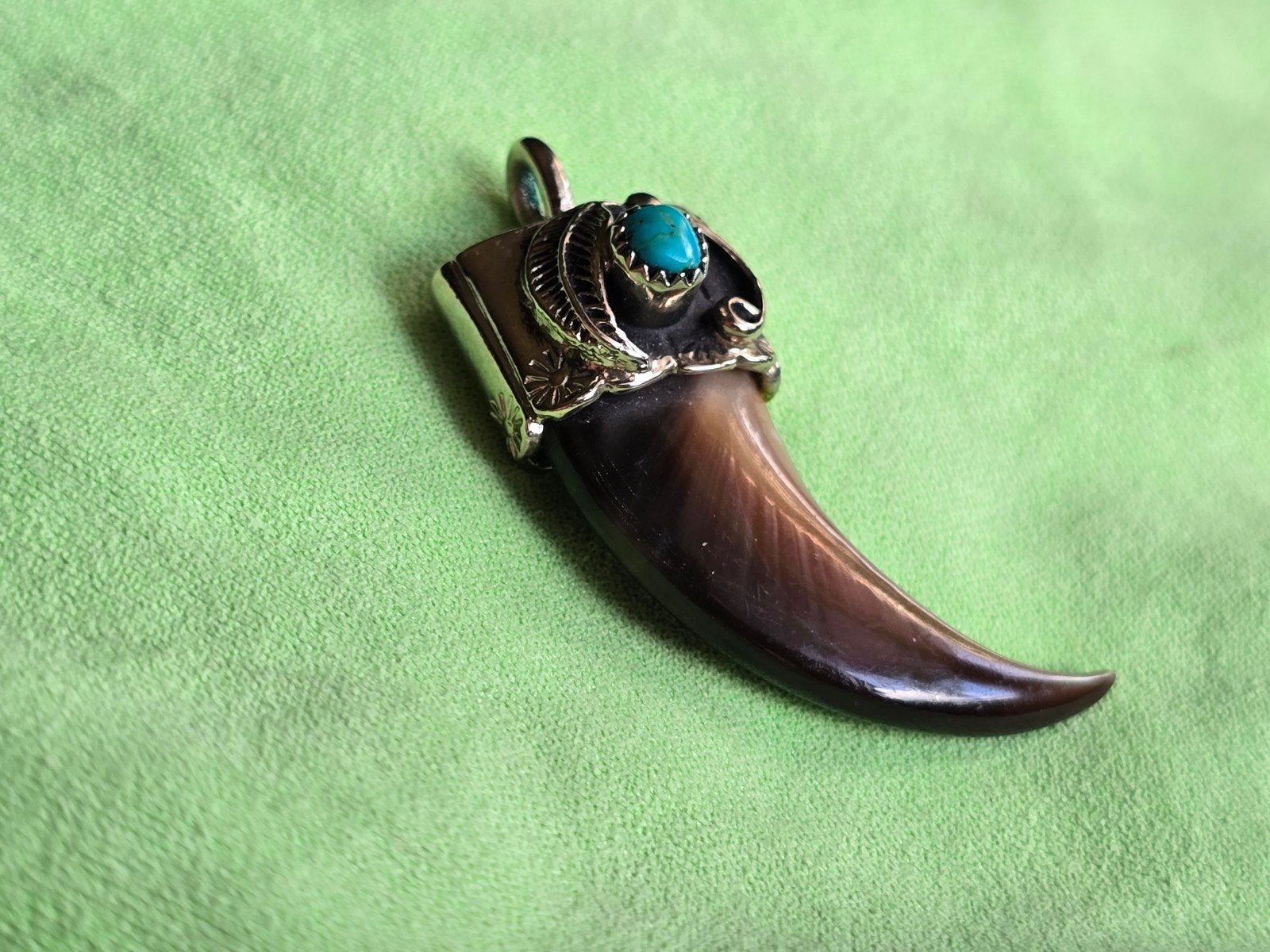 Berenklauw Handgemaakt Sieraad door de Navajo Indianen, Verzenden, Zilver, Zilver