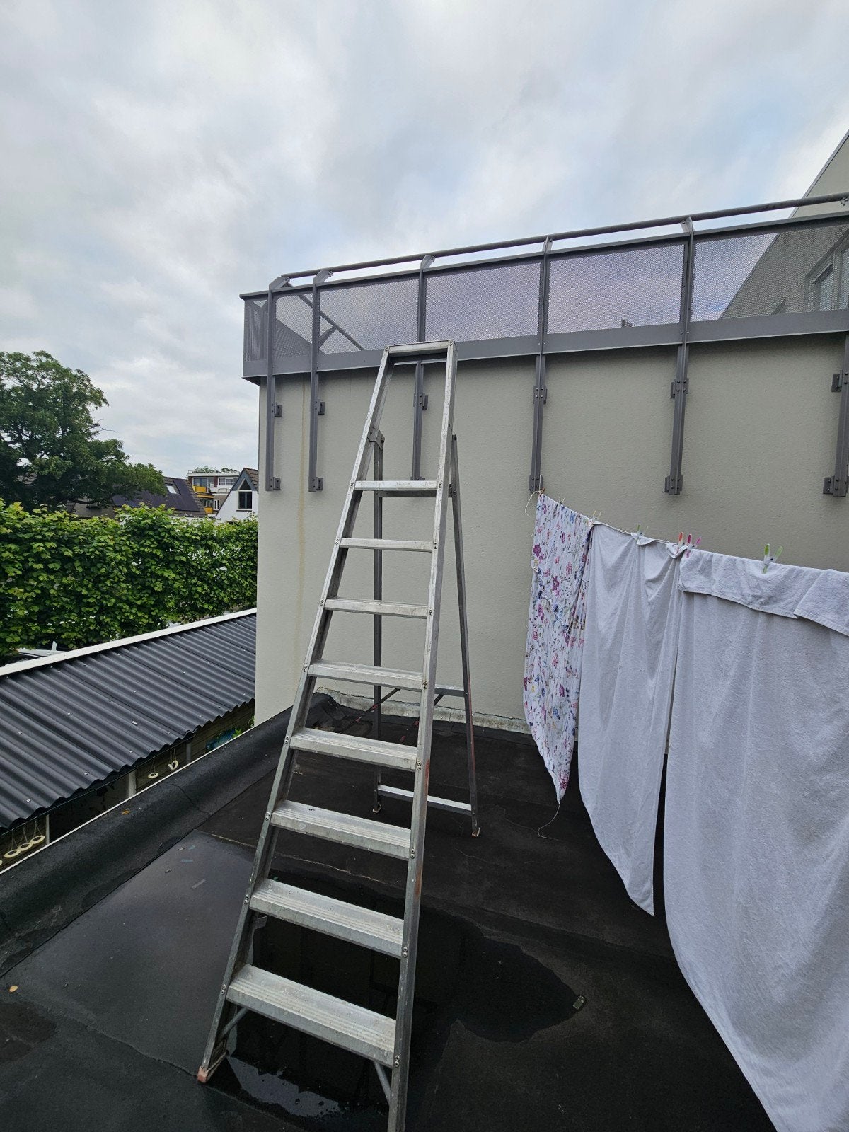 Aluminium ladder in goede staat te koop., Ophalen, Gebruikt, Ladder, Opvouwbaar of Inschuifbaar