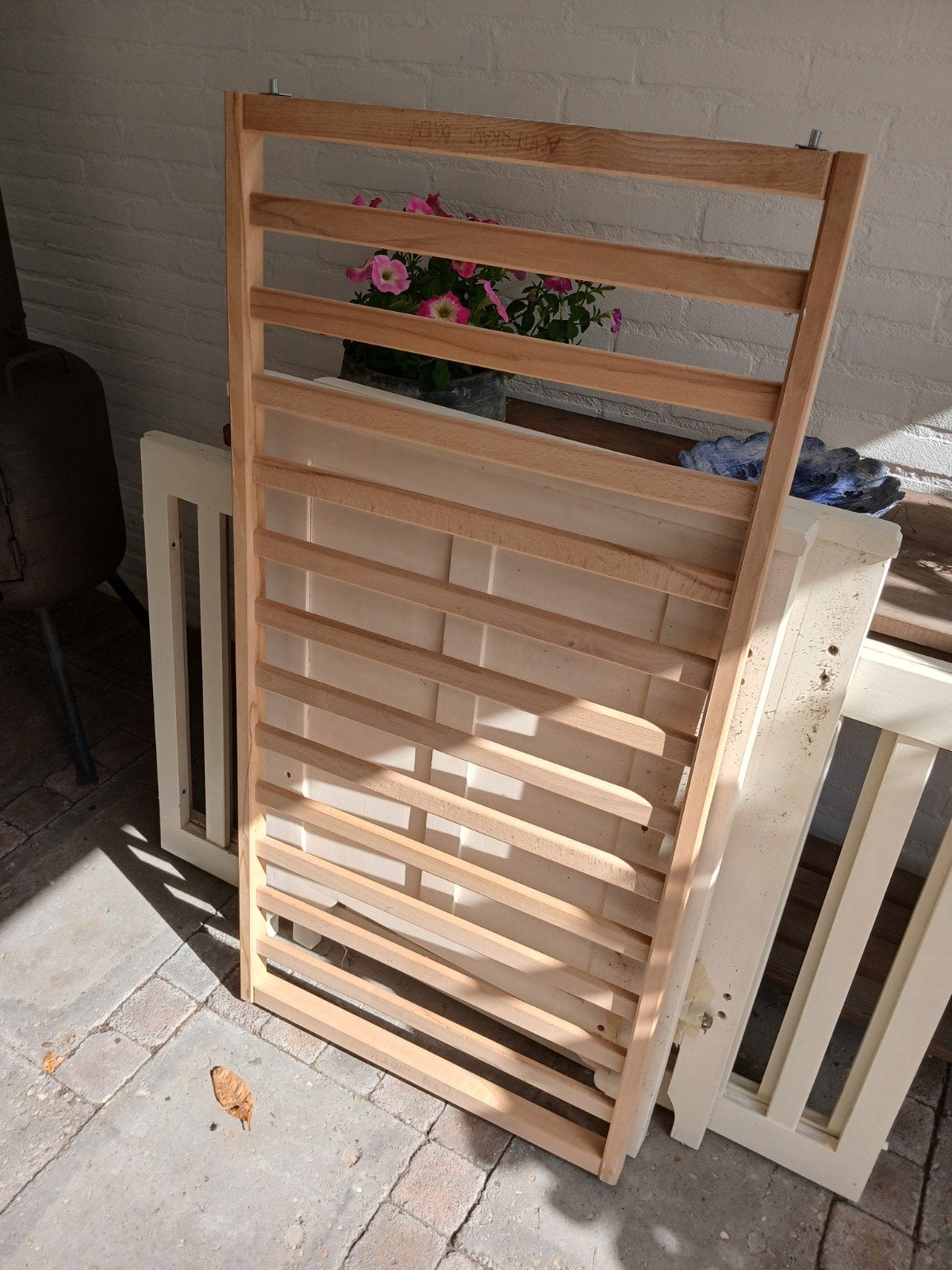 Wit kinderledikantje voor baby/ peuter, Gebruikt, 70 tot 85 cm, Ophalen of Verzenden, Lattenbodem