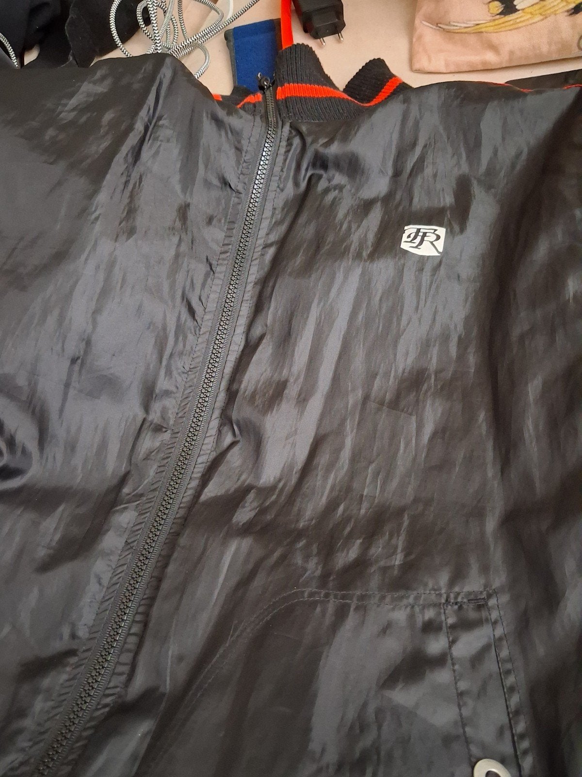 Heren jas van Feyenoord, maat L ophalen in Gouda, Kleding | Heren, Maat 52/54 (L), Zwart, Ophalen of Verzenden, Gedragen