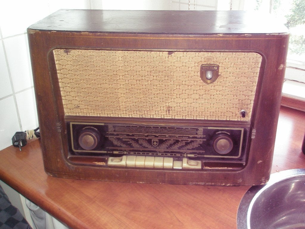Buizenradio WEGA Mars 1077, Ophalen