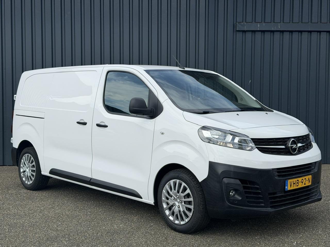 Opel Vivaro 1.5 CDTI L2H1 Edition lades | kasten | PDC, Voorwielaandrijving, Gebruikt, Euro 6, 4 cilinders