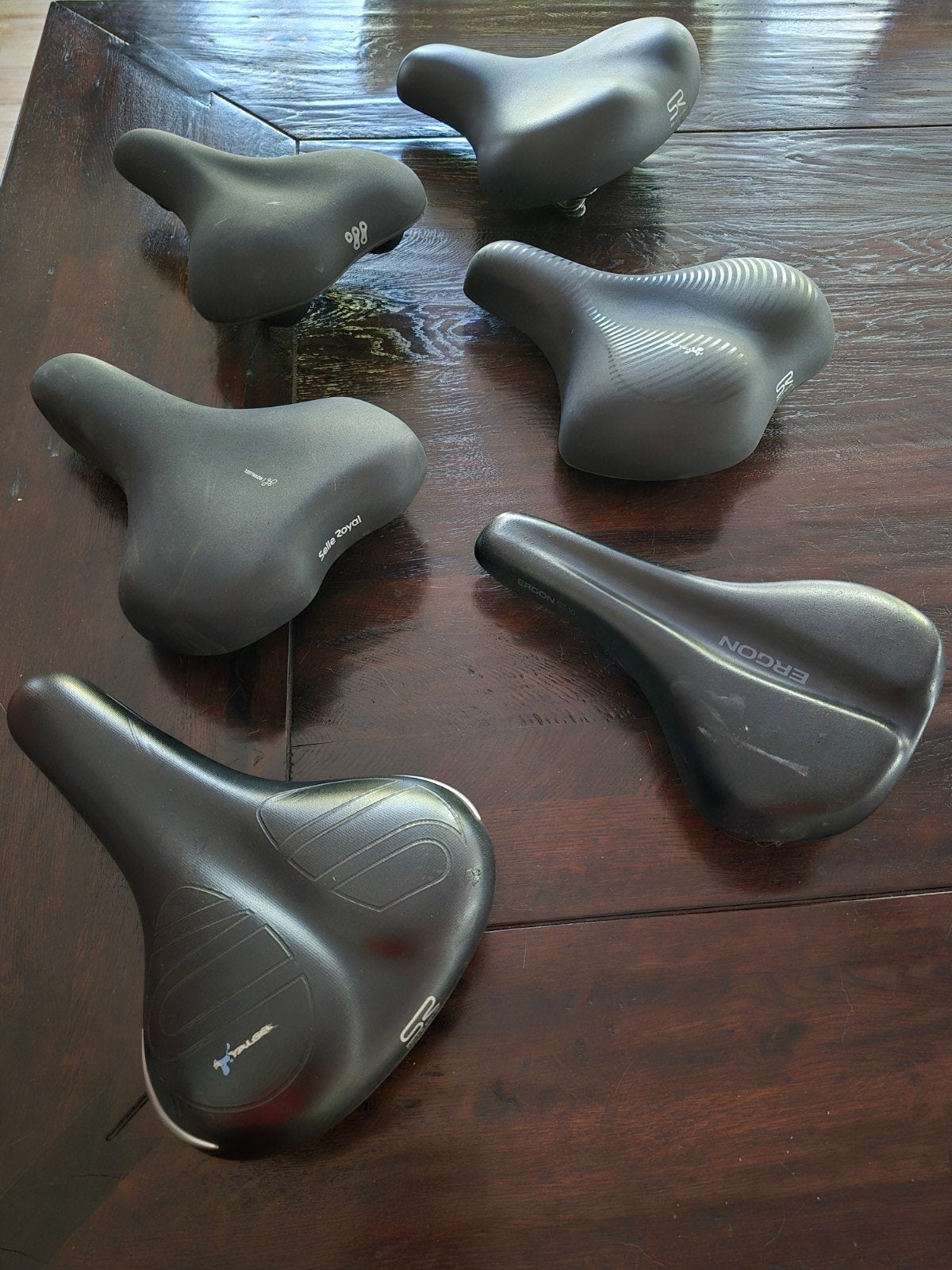 Fietszadel (s) 6 stuks voor €40, Verzenden, Gebruikt, Stadsfiets