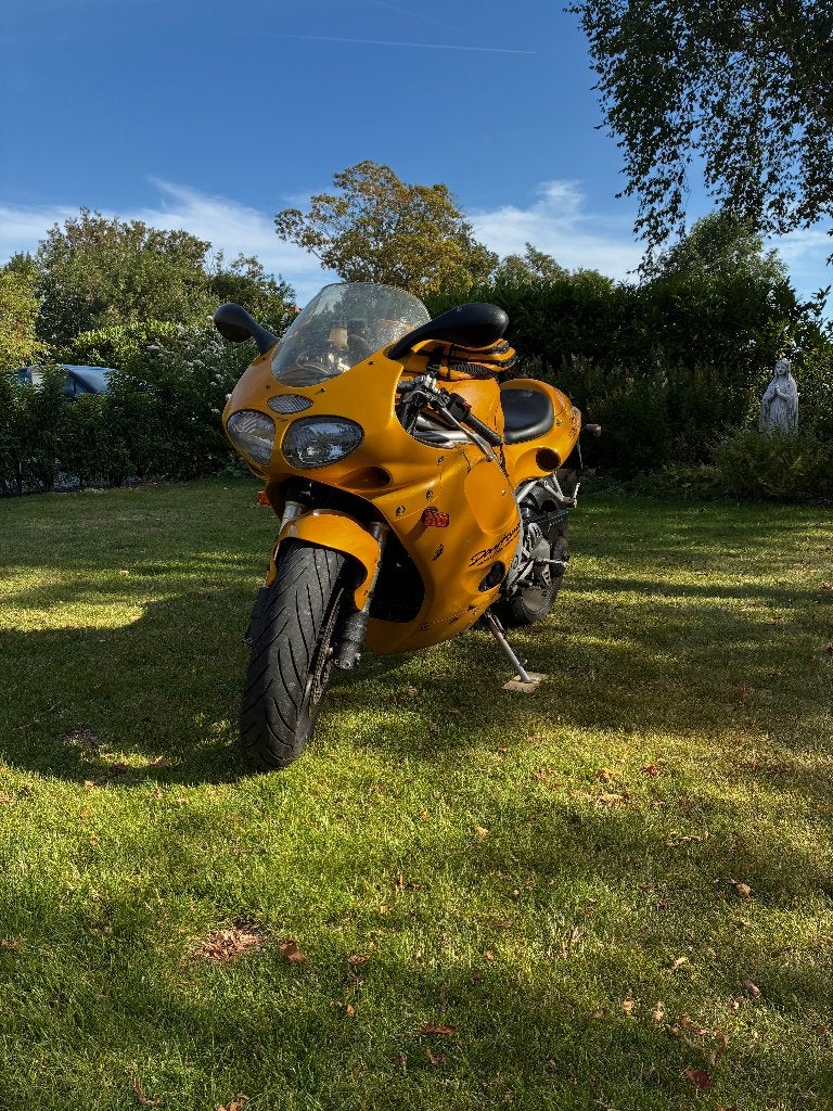 Triumpf T595, Gebruikt, 3 cilinders, Super Sport, Particulier
