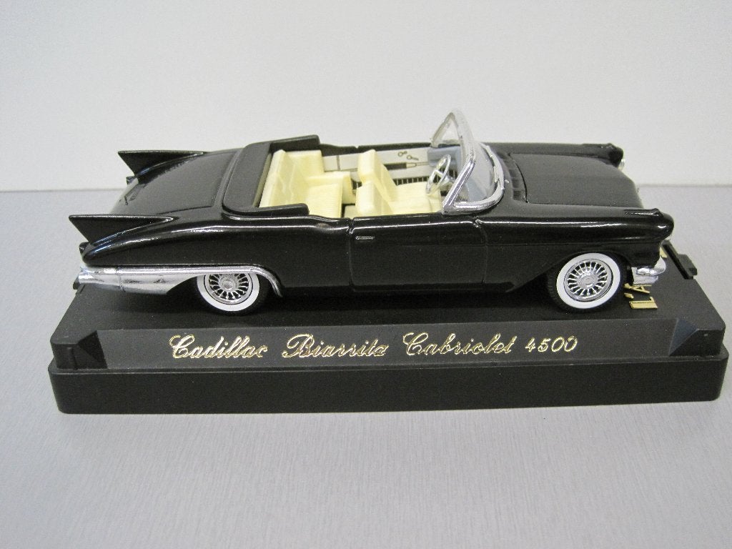 Cadillac Biarritz Cabriolet Solido 4500 1:43, Hobby en Vrije tijd, Modelauto's | 1:43, Ophalen of Verzenden, Zo goed als nieuw