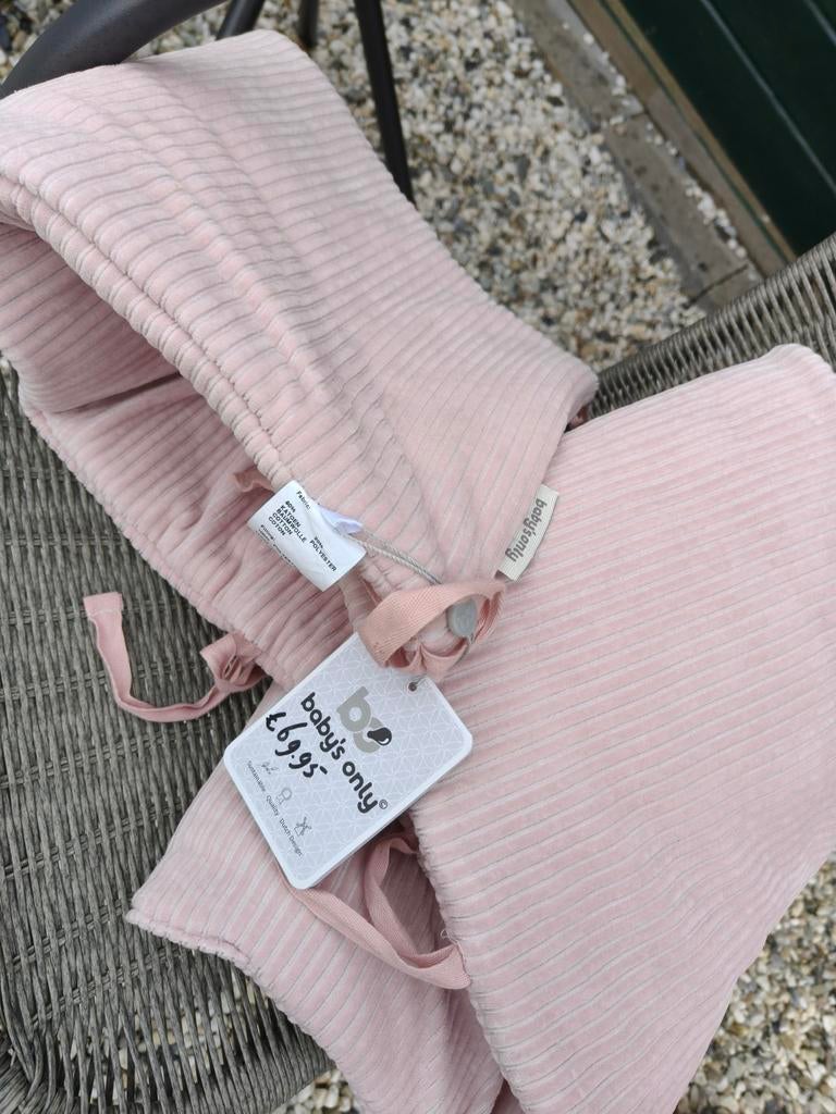 NIEUWE Baby's Only bedomrander/bed bumper old pink, Ophalen of Verzenden, Nieuw, 180 cm of meer, 85 tot 100 cm