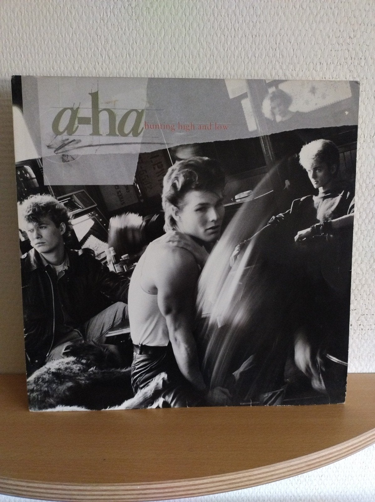 A-Ha - Hunting High and Low LP (1985), Cd's en Dvd's, LP, Gebruikt, Pop, Ophalen of Verzenden