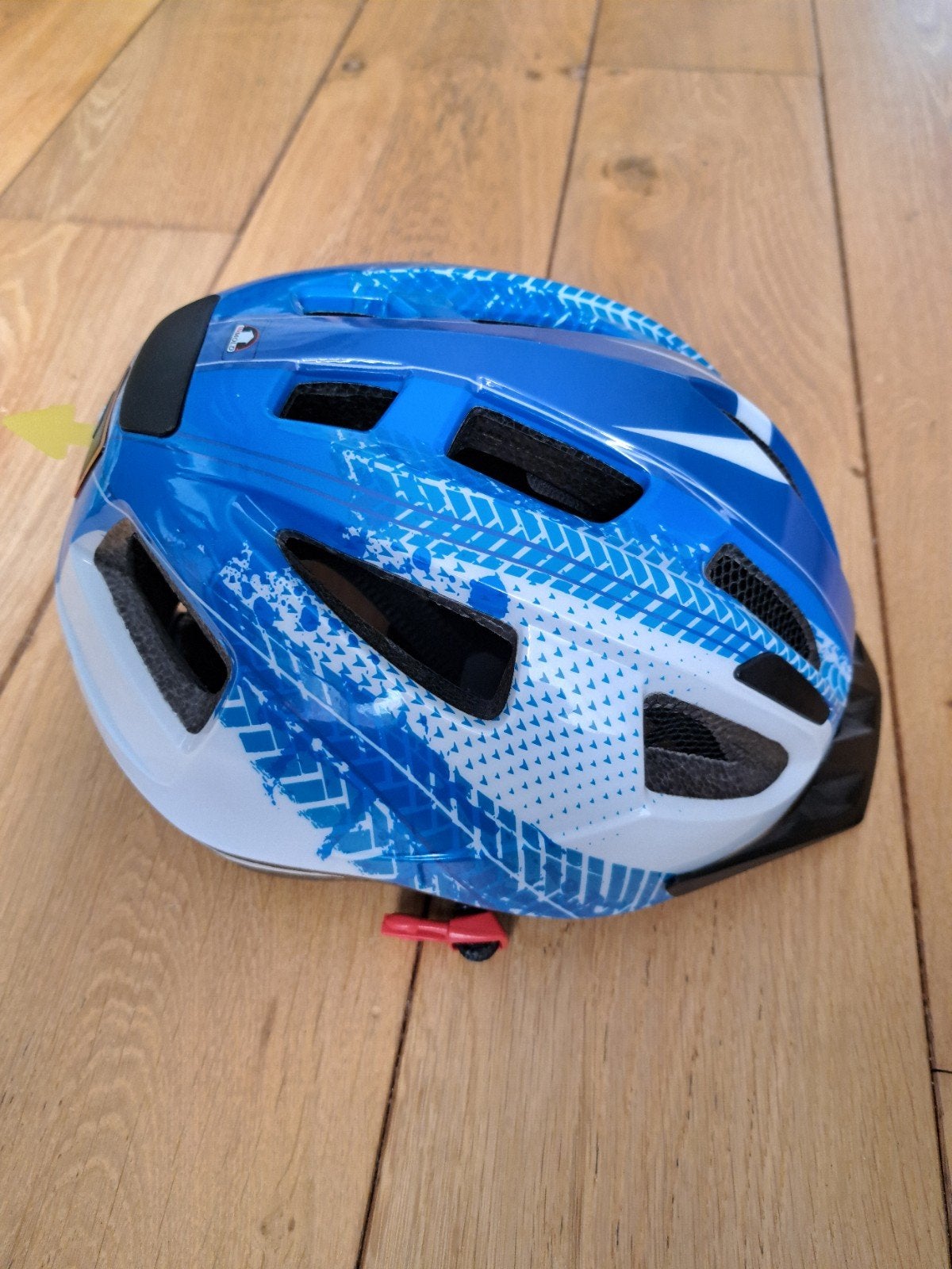 Fietshelm voor kinderen - Blauw/Wit met LED-licht, Fietsen en Brommers, Fietsaccessoires | Fietshelmen, Onbekend, Jongen of Meisje