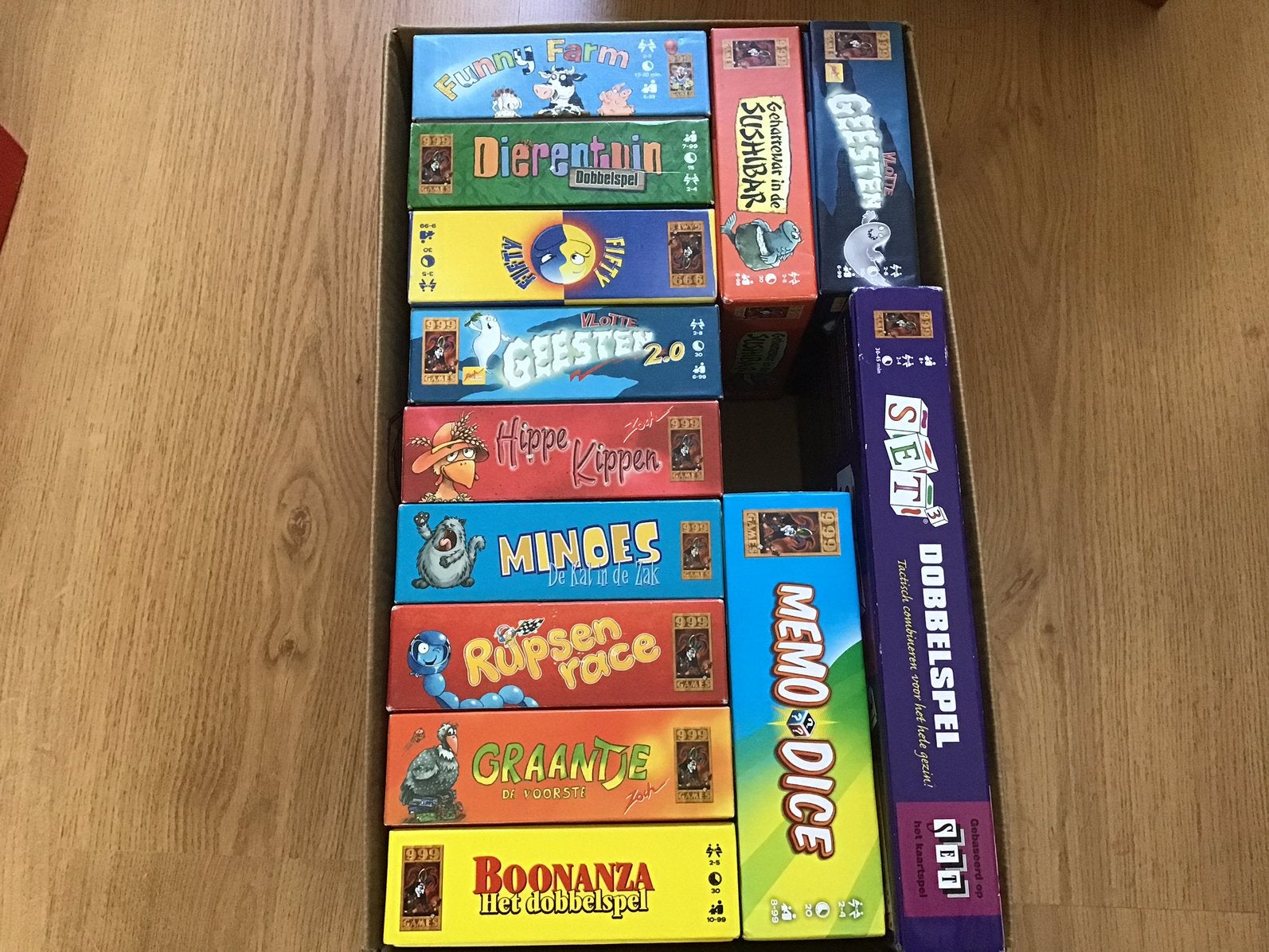 13 spelletjes 999 Games, Ophalen of Verzenden, Zo goed als nieuw