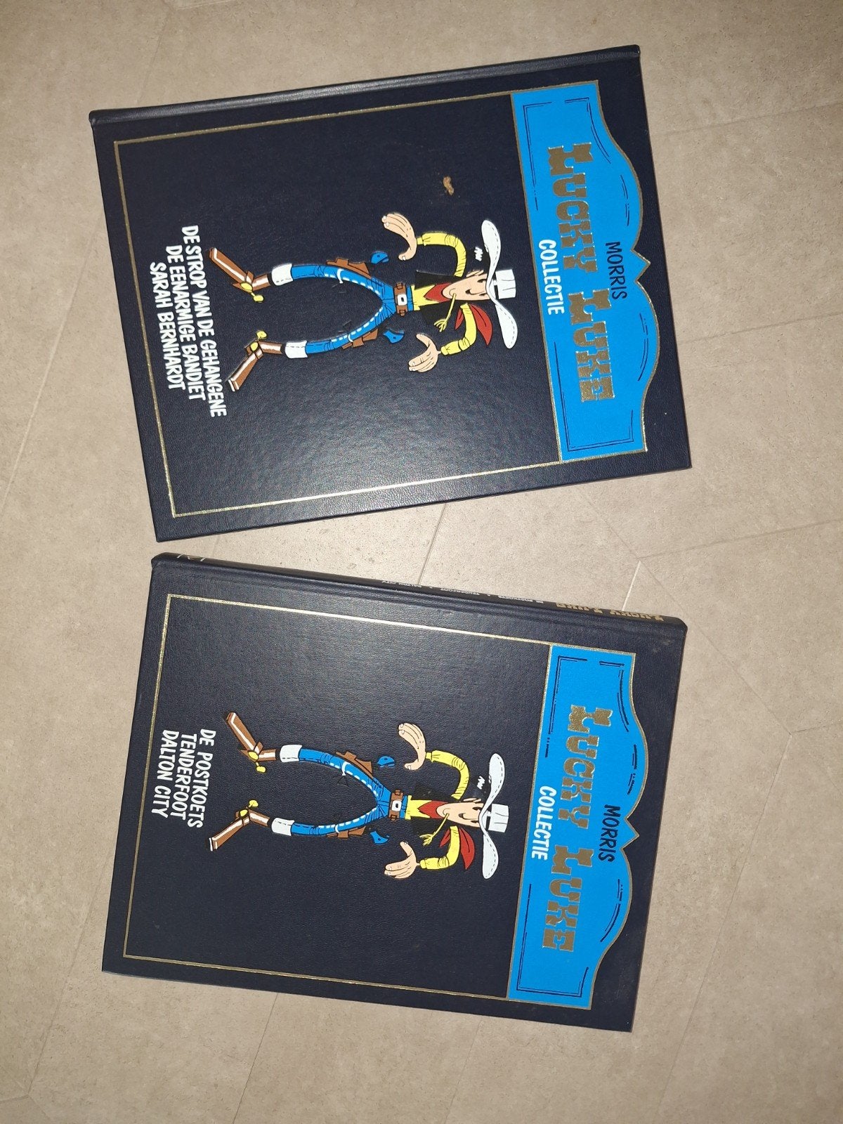 Lucky Luke Morris Collectie - 2 luxe verzamelalbums, Meerdere stripboeken, Ophalen of Verzenden, Gelezen, Morris