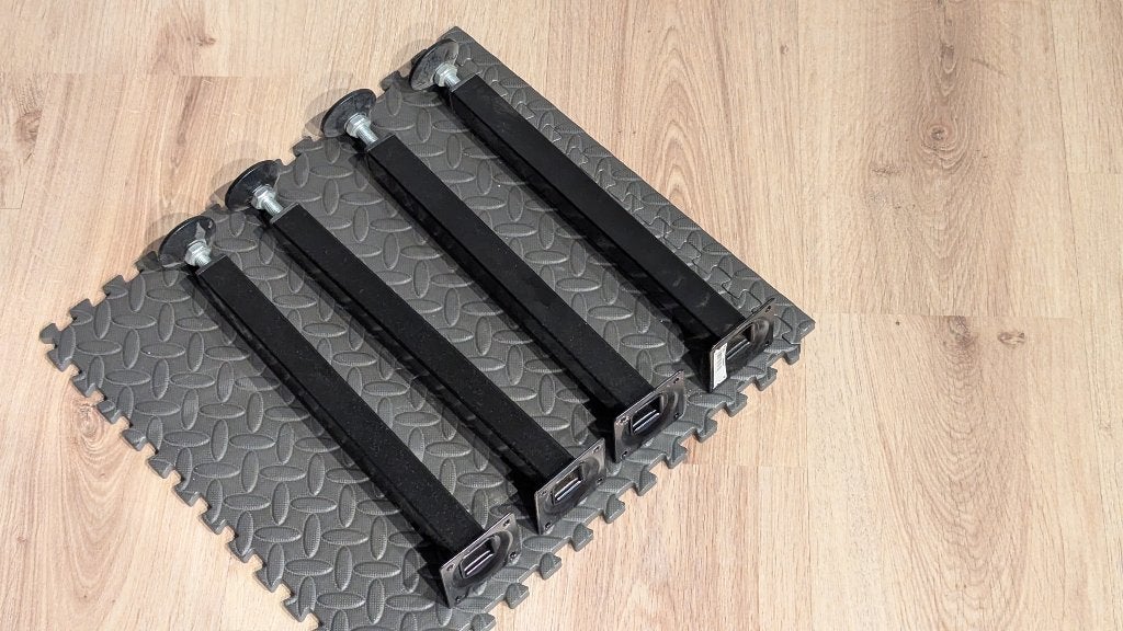 4x Meubelpoot Plix 300 mm zwart met stelvoet, Ophalen of Verzenden, Zo goed als nieuw, Vierkant, Minder dan 50 cm