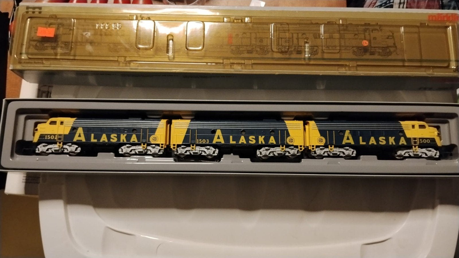 Fleischmann digitaal Locomotief Alaska - Zo goed als nieuw, Fleischmann, Ophalen of Verzenden, Zo goed als nieuw, Analoog