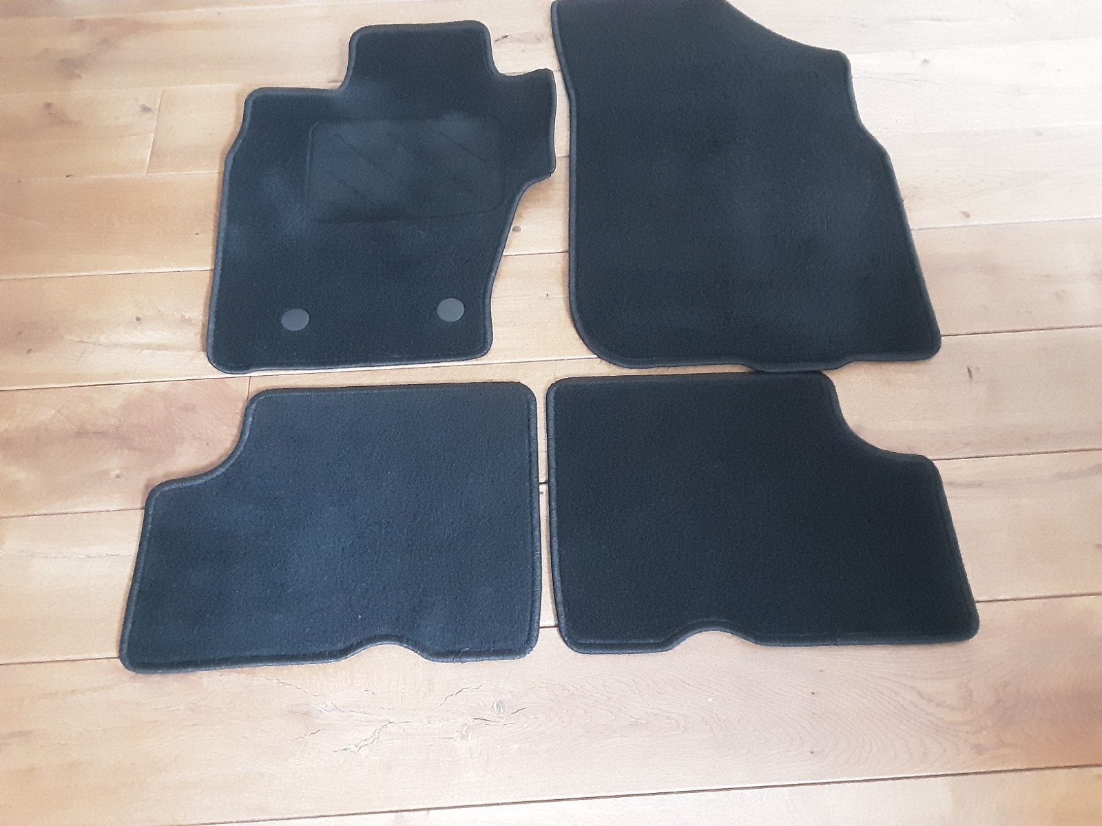 Dacia duster automatten set, Ophalen of Verzenden