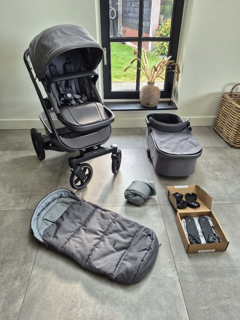 Joolz Geo 3 Stone Grey Combiwagen met accessoires, Kinderen en Baby's, Kinderwagens en Combinaties, Zo goed als nieuw, Combiwagen