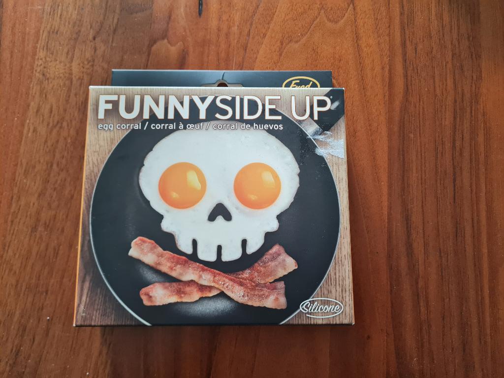 Funny Side Up Skull Bakvorm voor ei - vorm van schedel, Overige typen, Ophalen of Verzenden, Zo goed als nieuw, Zwart
