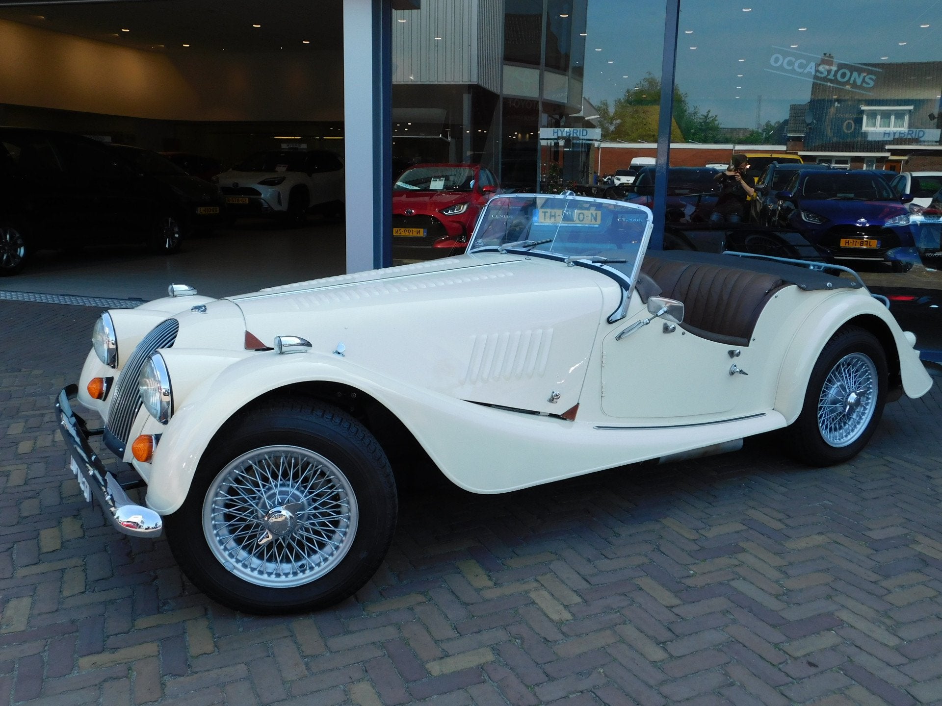 Morgan 4/4 1.6 2-seater Origineel Nederlandse auto, Auto's, 12 maanden, Wit, Origineel Nederlands, Bedrijf