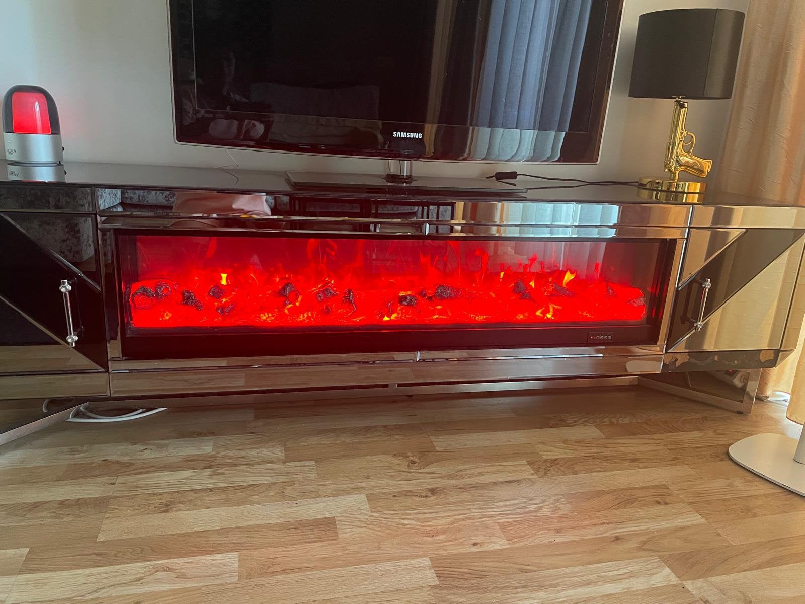 TV zilver dressoir met haard. VERKOCHT, Ophalen, 150 tot 200 cm, Eric Kuster, Zo goed als nieuw