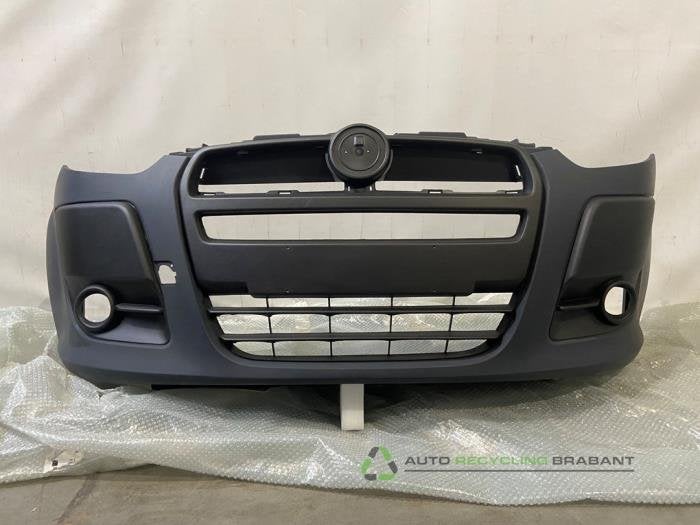 Voorbumper van een Fiat Doblo, Gebruikt, -, -, Ophalen of Verzenden