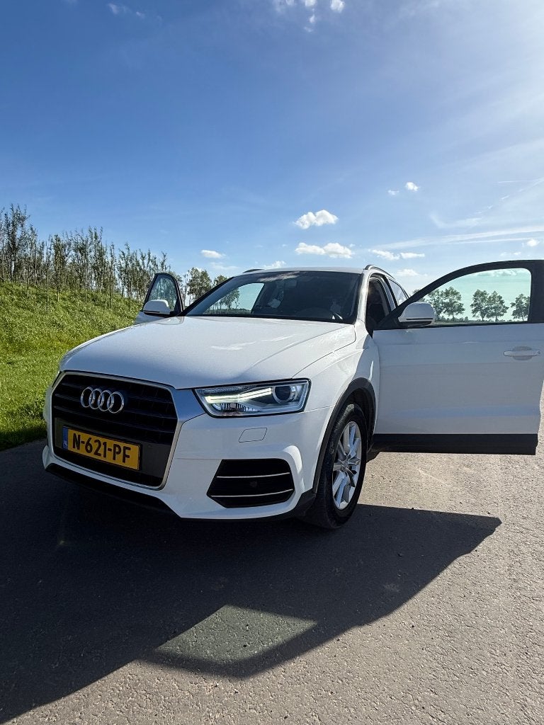 Foto 3 van Audi Q3 1.4 Tfsi 110KW S-tronic 2016 Wit