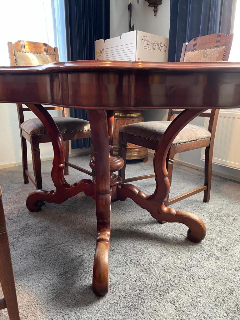 Antiek tafel (Biedermeier spinkop), Ophalen