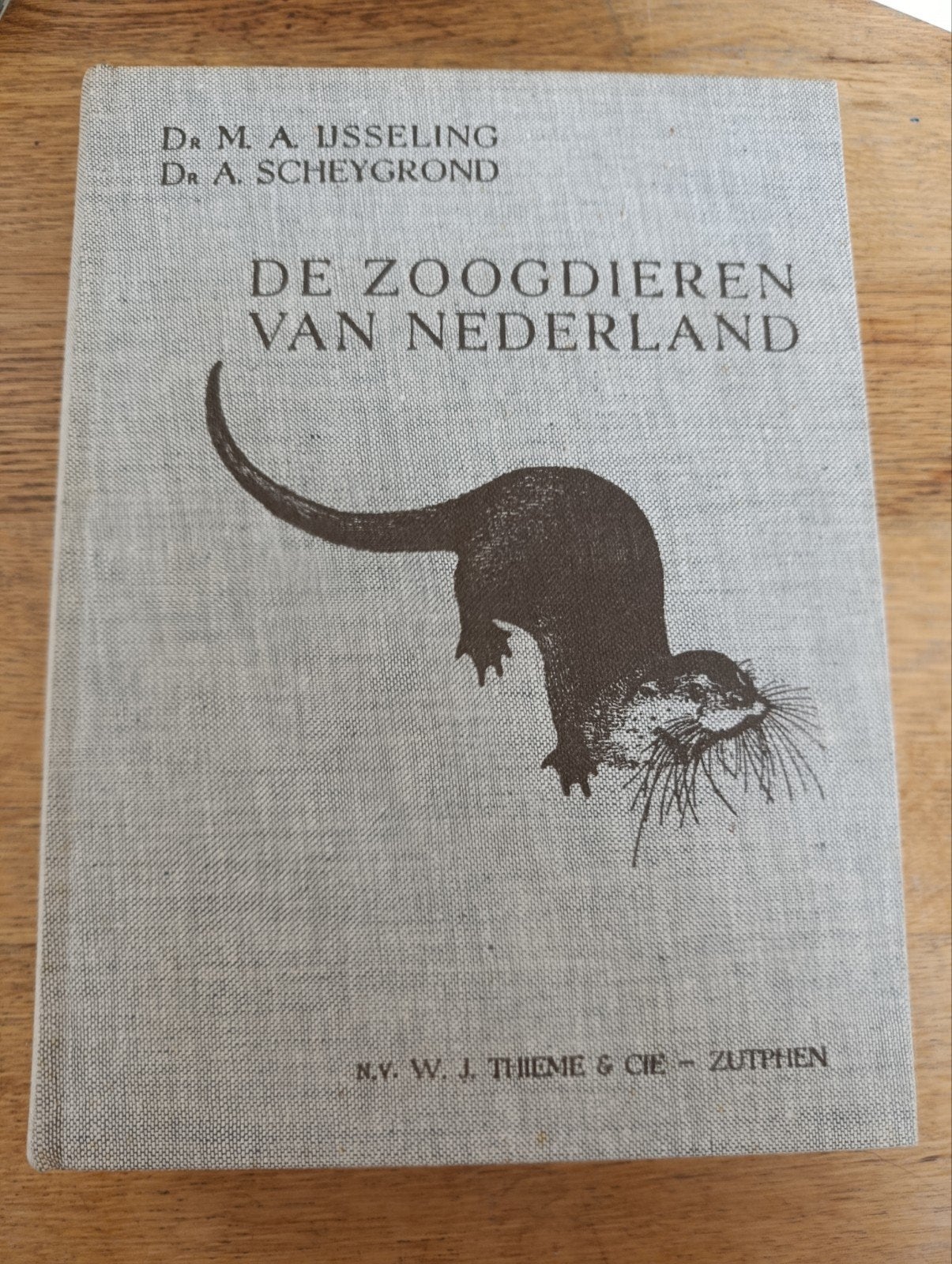 De zoogdieren van Nederland, IJsseling & Scheygrond, 2e druk, Ophalen of Verzenden, Gelezen