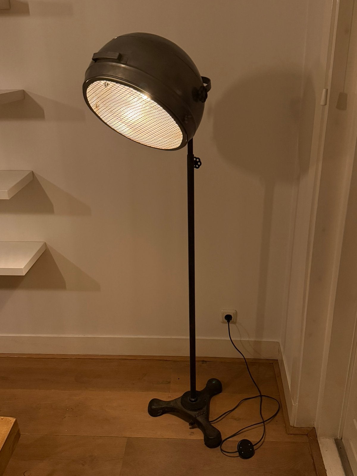 industriële vloerlamp, Ophalen, Zo goed als nieuw, 150 tot 200 cm