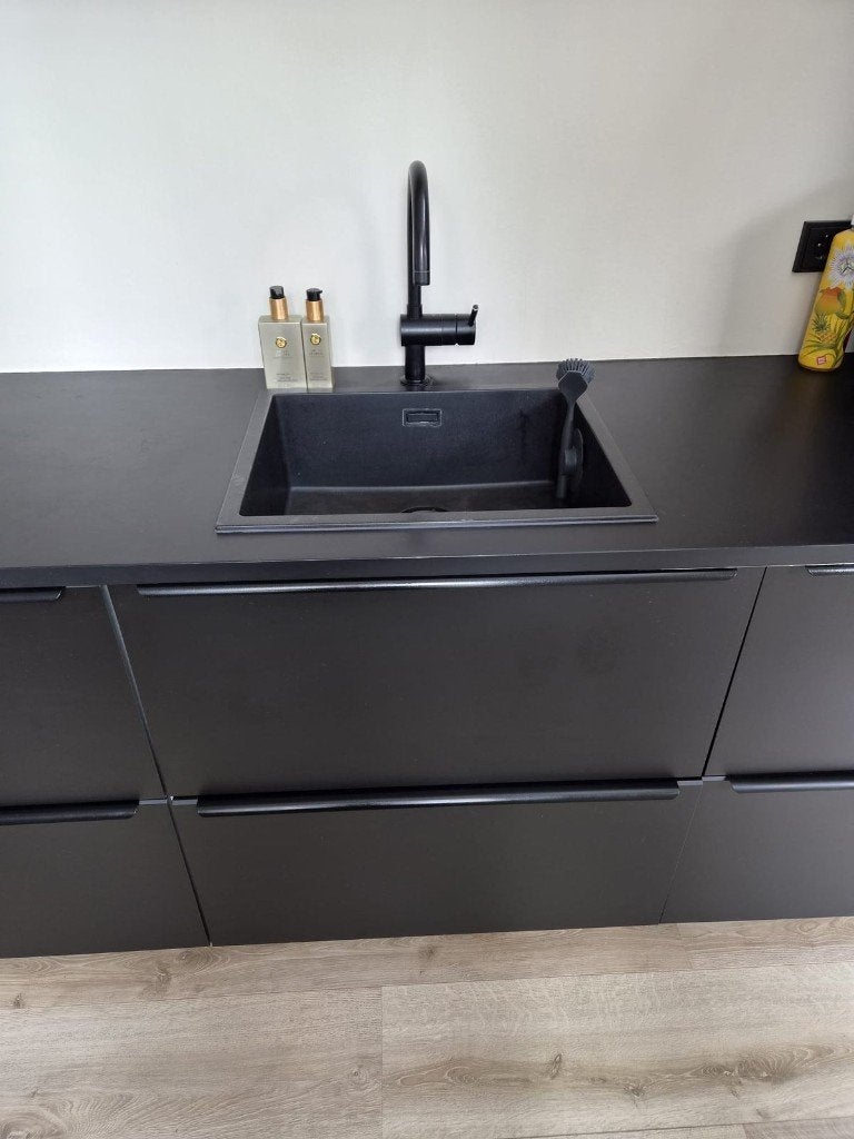 Mat zwarte keuken | AEG inductie + afzuiging GEDEMONTEERD, Huis en Inrichting, Zwart, Enkelwandige keuken, Ophalen of Verzenden