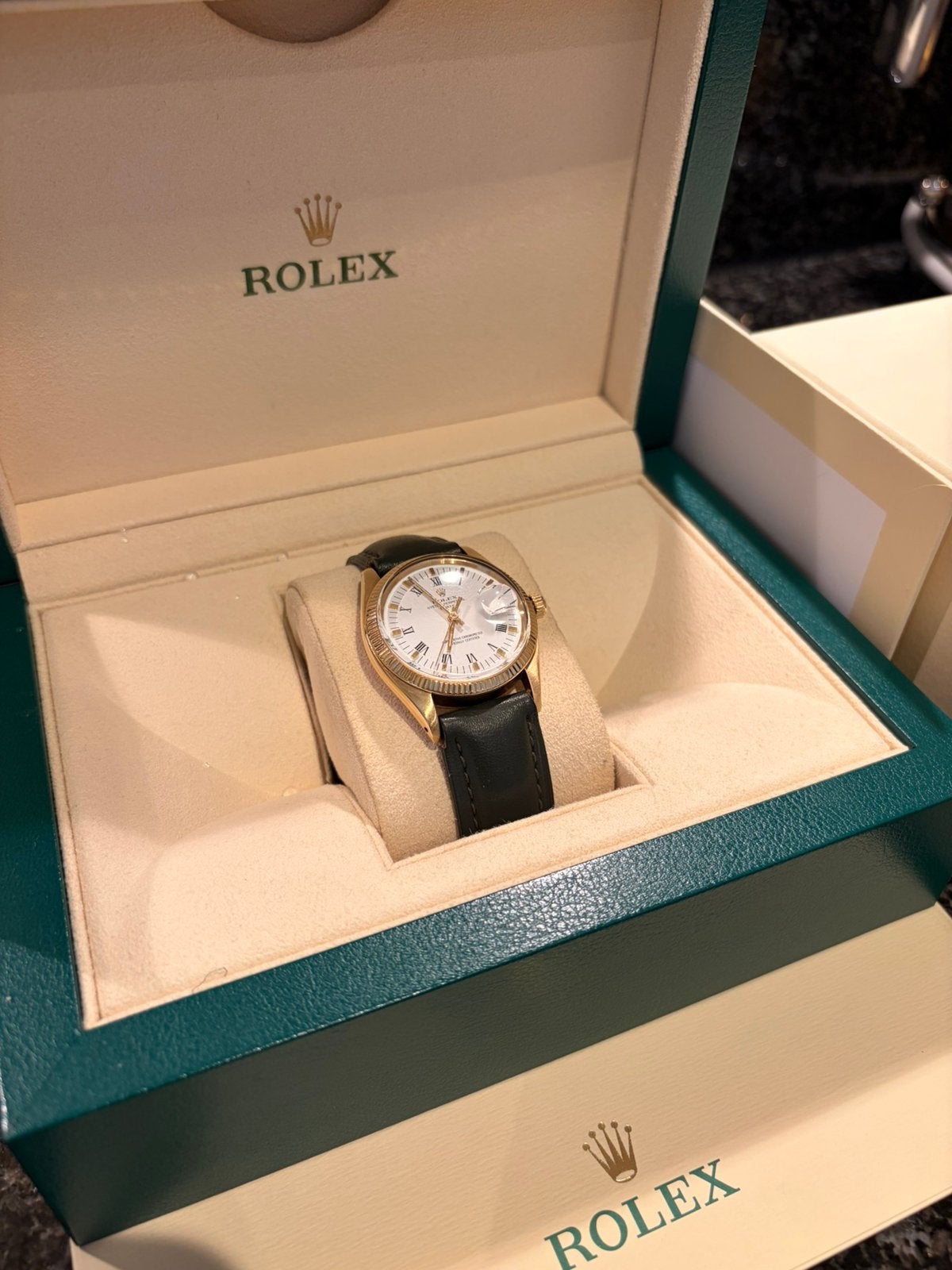 Rolex Oyster Perpetual Date 34 15038, Sieraden, Tassen en Uiterlijk, Horloges | Heren, Rolex, Polshorloge, Ophalen of Verzenden