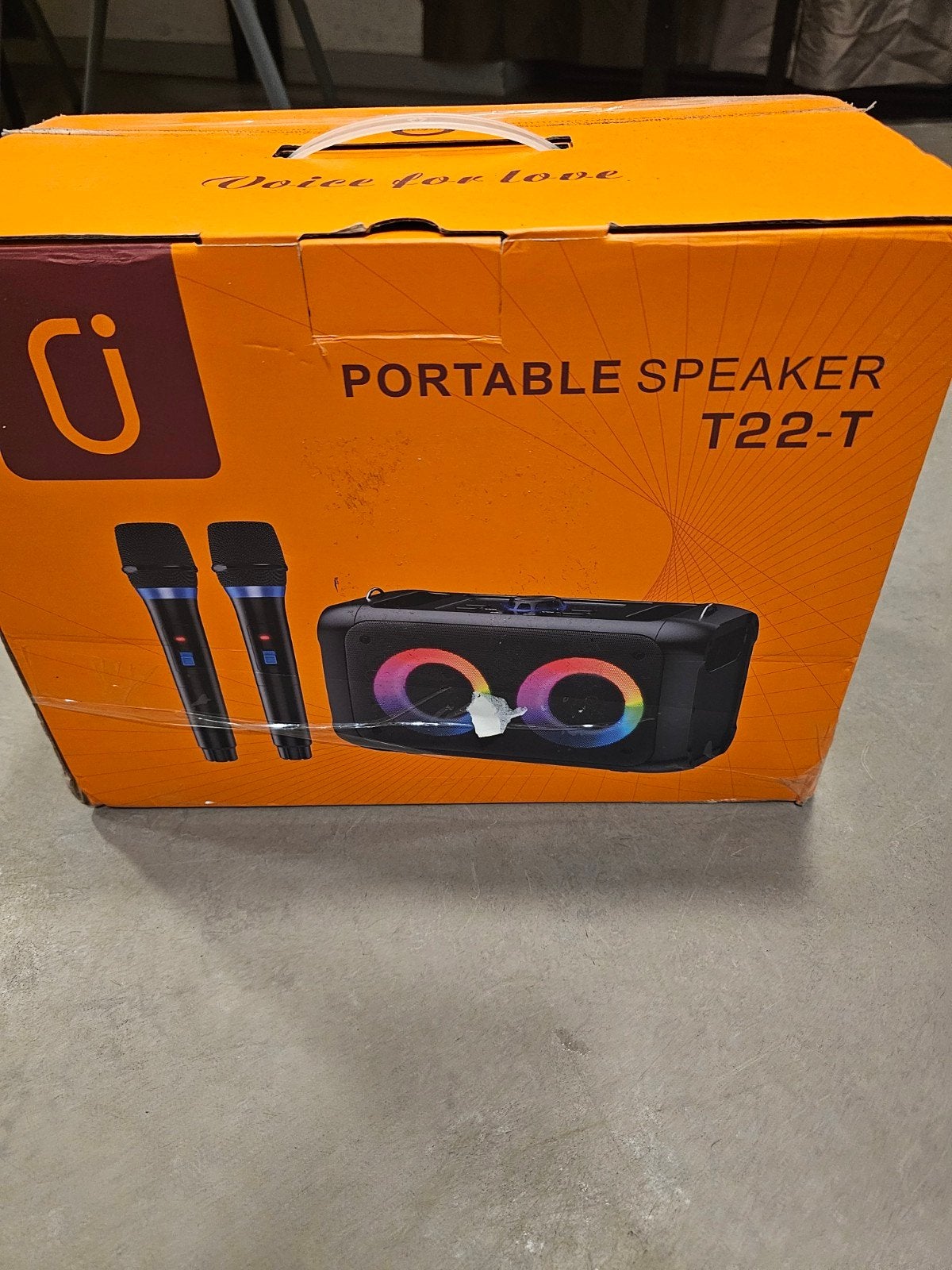 Draagbare speaker T22-T met microfoons, zo goed als nieuw, Audio, Tv en Foto, Luidsprekers, Overige merken, Ophalen of Verzenden