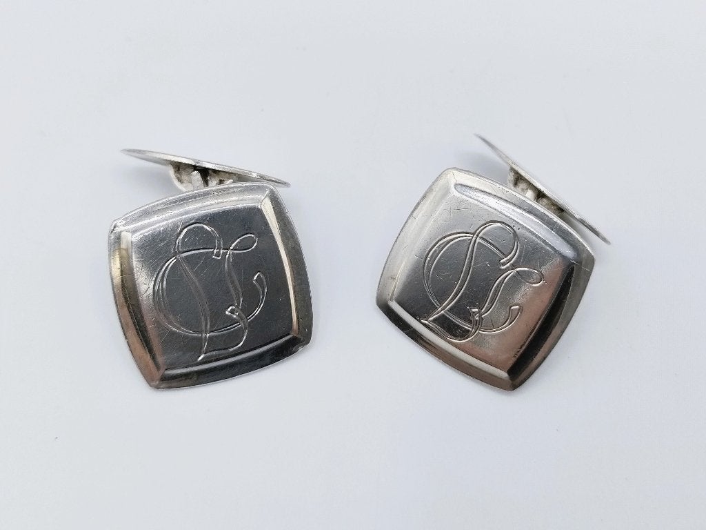 Zilveren manchetknopen met monogram. Gratis verzending!