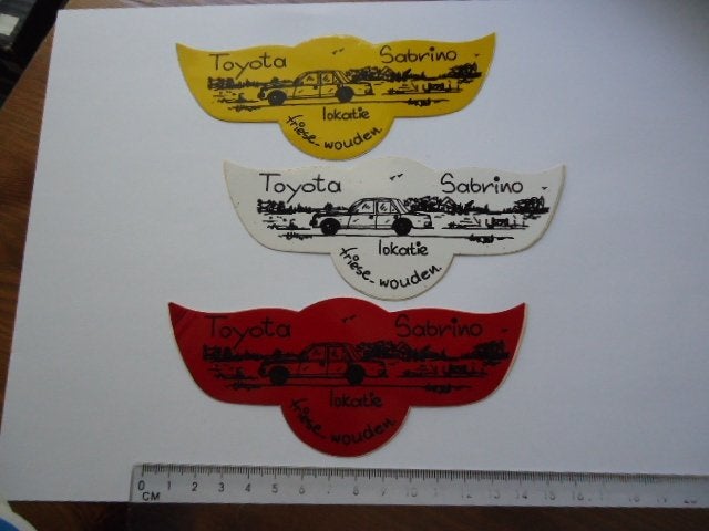 sticker oud Piraat Friese Wouden Toyota Sabrino radio retro, Verzenden, Zo goed als nieuw, Bedrijf of Vereniging
