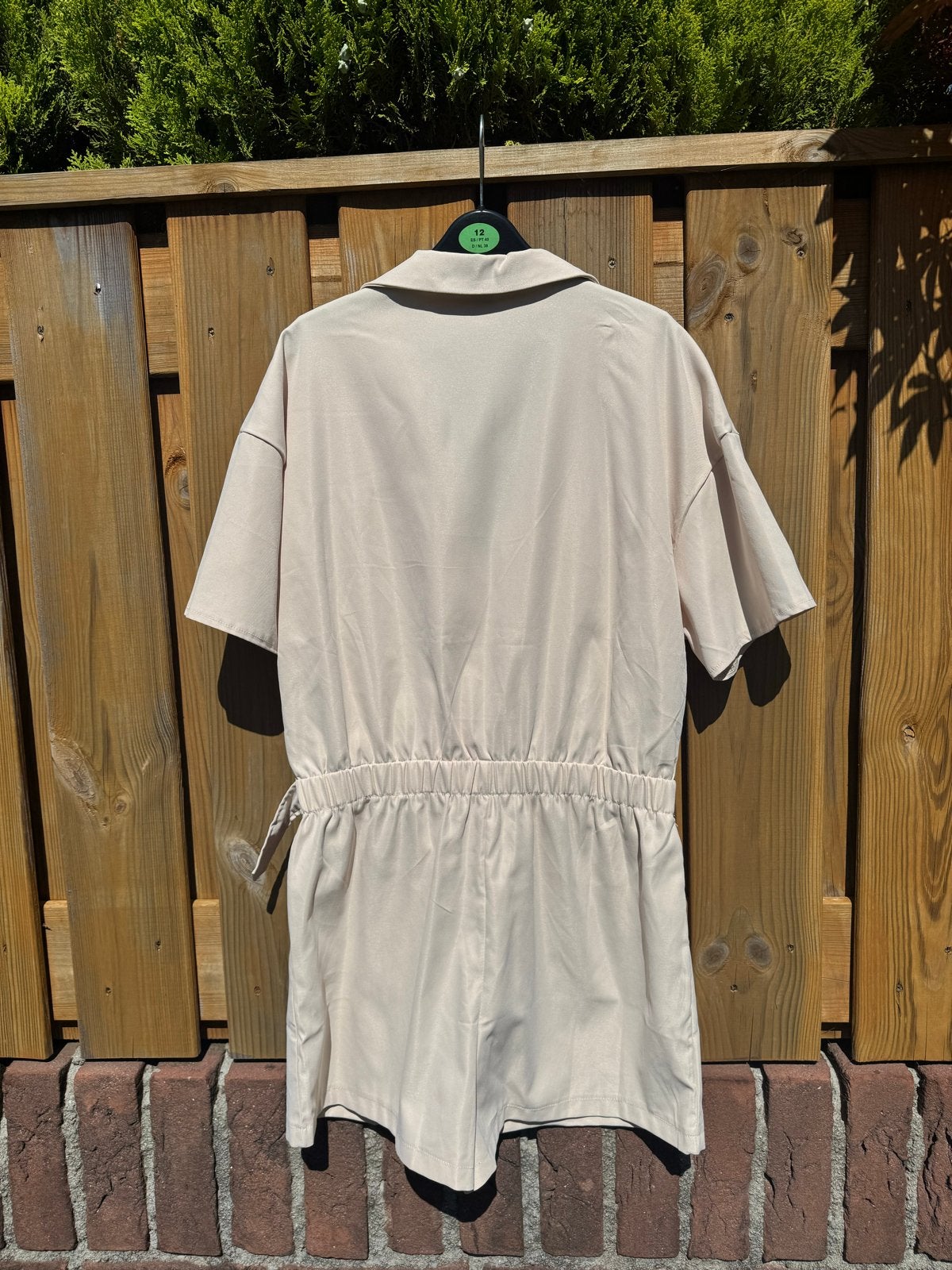 Shein Playsuit Beige Maat M, Ophalen of Verzenden, Zo goed als nieuw, Maat 38/40 (M), Beige
