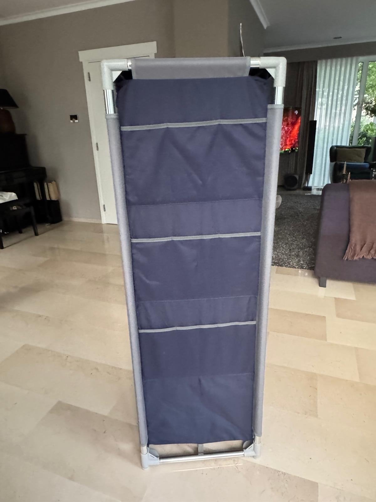Opvouwbare Campingkast / Kledingkast met Planken, Caravans en Kamperen, Ophalen, Zo goed als nieuw