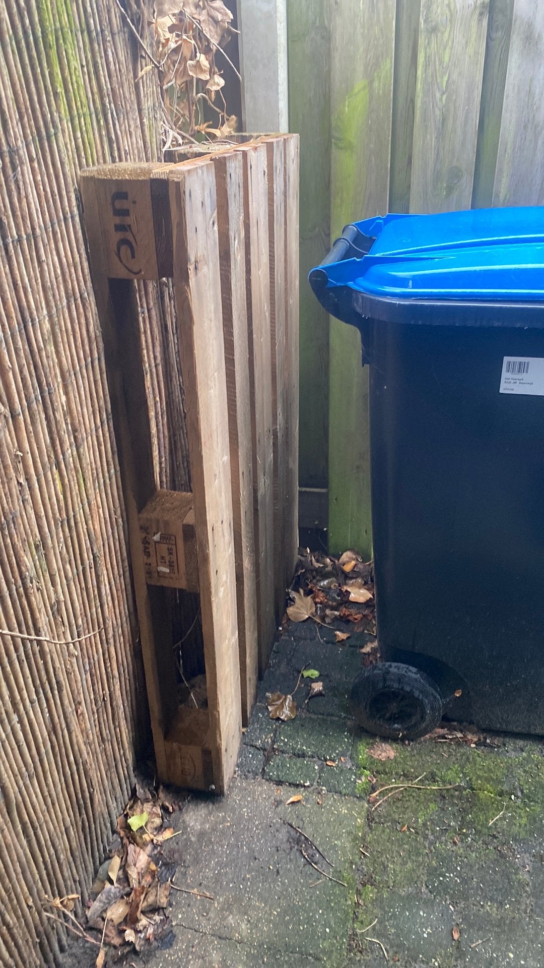 Europallet gratis, Tuin en Terras, Palen, Balken en Planken, Ophalen, Zo goed als nieuw, Minder dan 180 cm, Palen