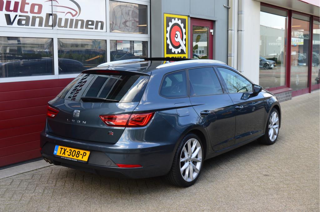 SEAT Leon ST 2.0 TSI FR Business Intense O.a: Pano dak, PDC,, Gebruikt, Leon, Leder en Stof, Origineel Nederlands