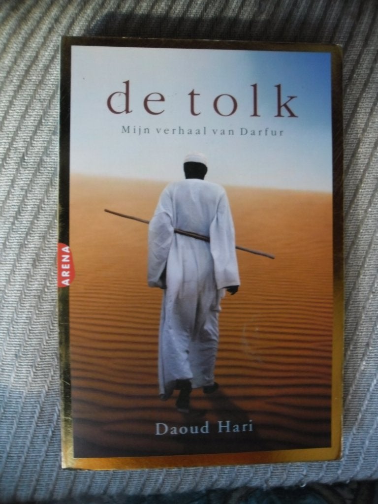 De Tolk,Mijn verhaal van Darfur-Daoud Hari, Ophalen, Zo goed als nieuw, Daoud Hari
