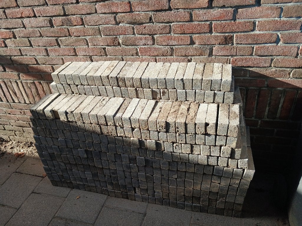 Waalformaat grijs getrommelde terrasstenen, Tuin en Terras, Ophalen, Gebruikt, Klinkers, 5 tot 10 m²