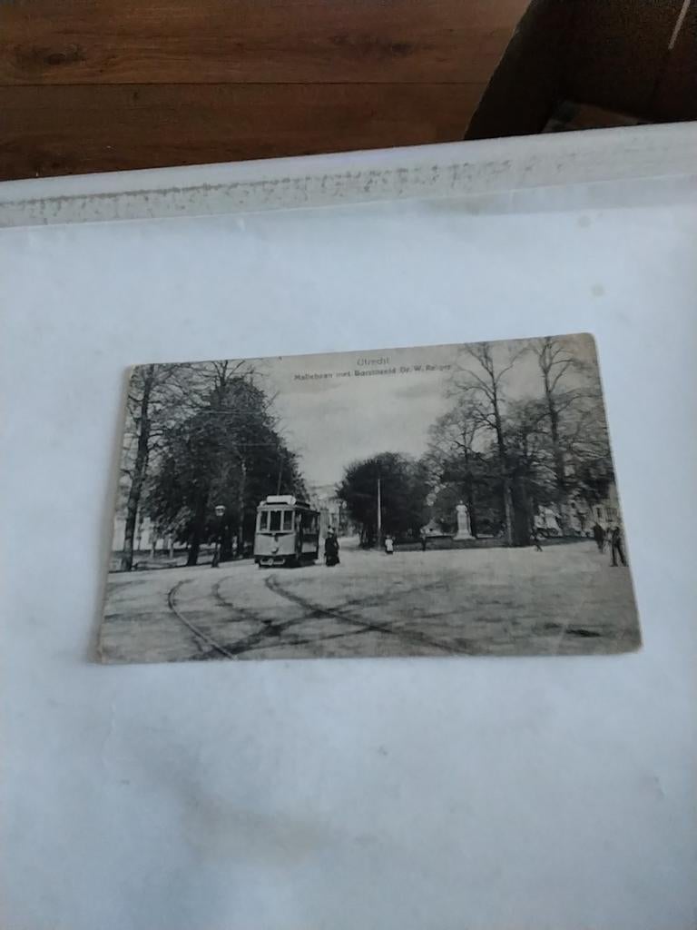 Utrecht. Maliebaanmet borstbeeld Dr. W.REIGER, Ophalen of Verzenden, Voor 1920, Utrecht