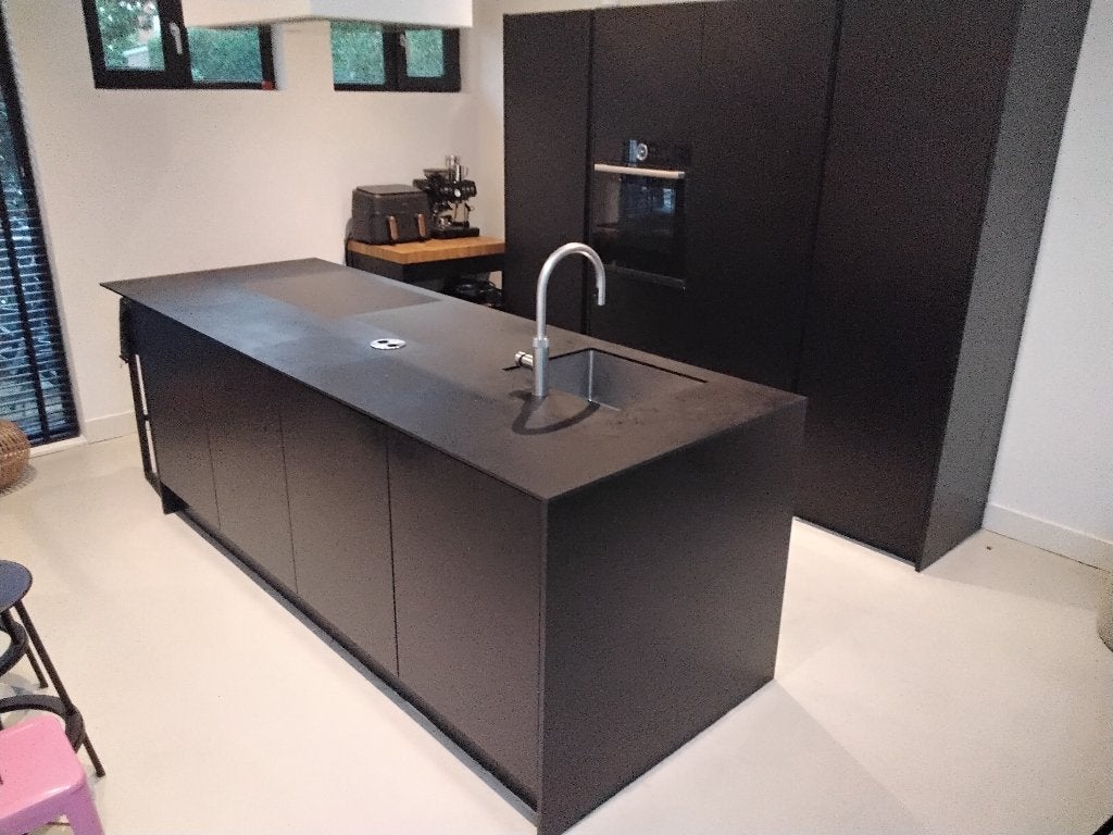 Tweedehands keuken (eiland, kastenwand en apparatuur), Ophalen, Gebruikt, Zwart, Overige typen